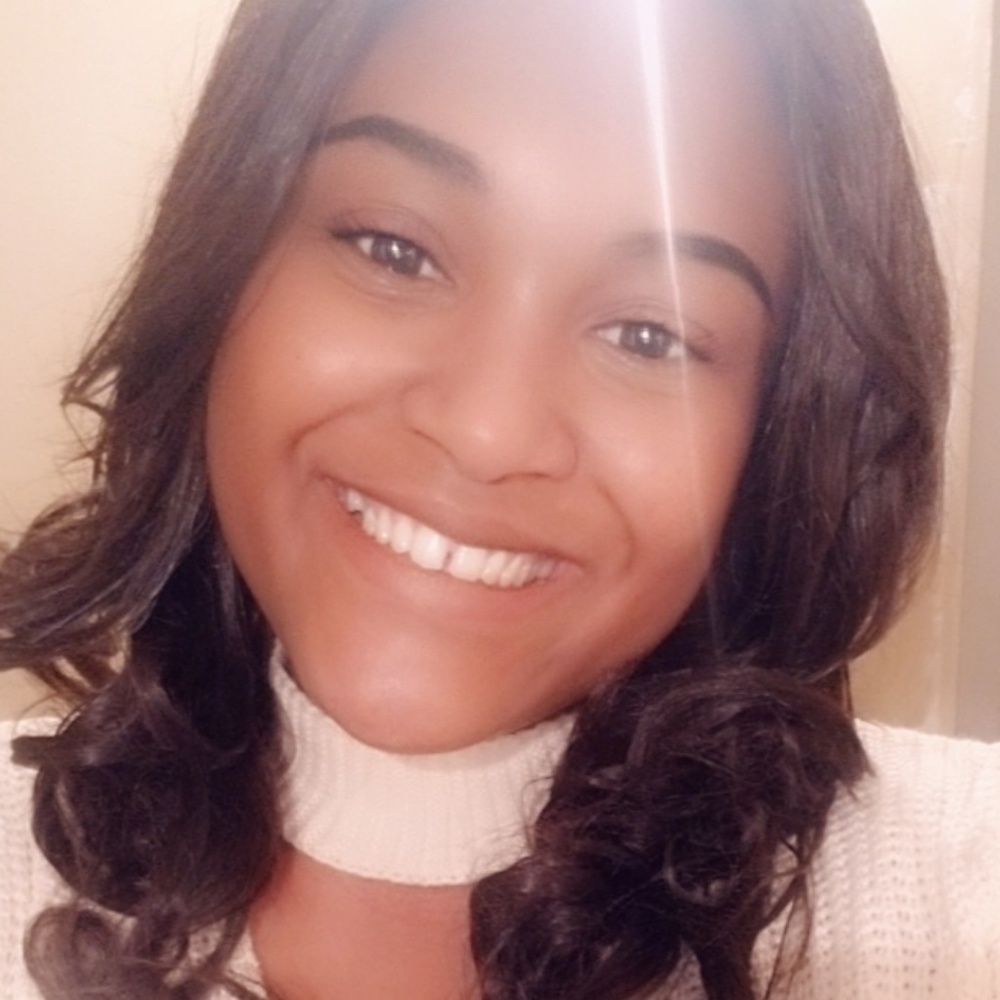 Meet your Posher, Sharna